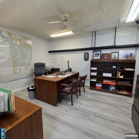 100 Huguenot Avenue 17A, Englewood, NJ 07631