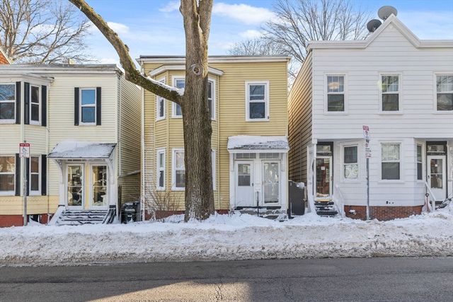 861 E Broadway, Boston, MA 02127