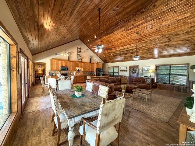 84 mountain laurel, Concan, TX 78838