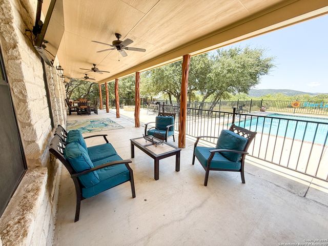 84 mountain laurel, Concan, TX 78838