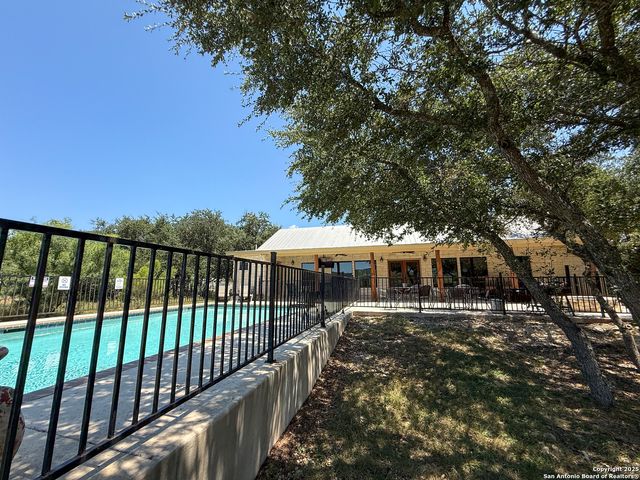 84 mountain laurel, Concan, TX 78838