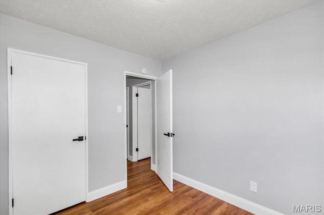 9811 Mill Pass Lane, St Louis, MO 63134