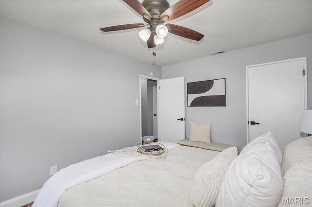 9811 Mill Pass Lane, St Louis, MO 63134