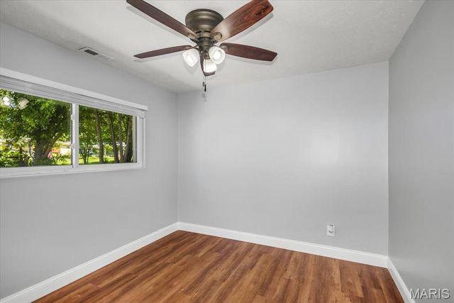 9811 Mill Pass Lane, St Louis, MO 63134