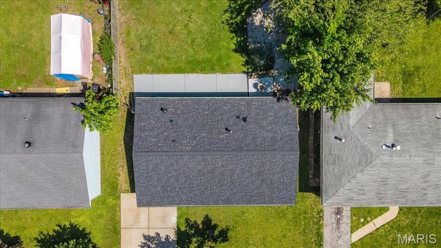 9811 Mill Pass Lane, St Louis, MO 63134