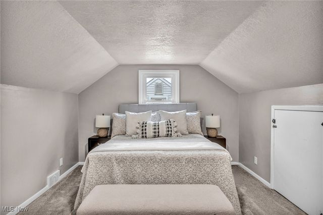 13719 Wolf Avenue, Garfield Heights, OH 44125