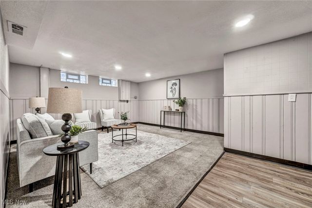 13719 Wolf Avenue, Garfield Heights, OH 44125