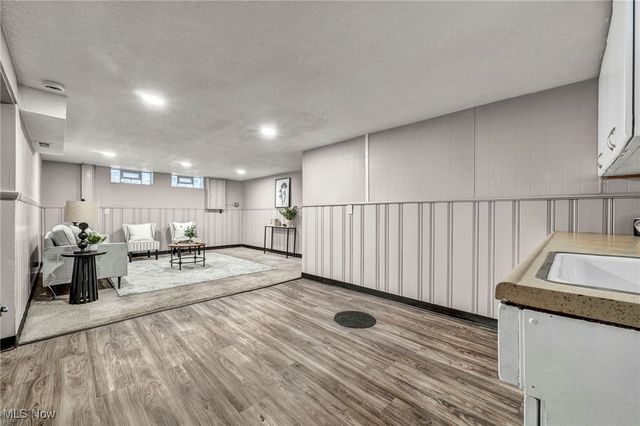 13719 Wolf Avenue, Garfield Heights, OH 44125