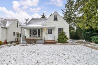 13719 Wolf Avenue, Garfield Heights, OH 44125