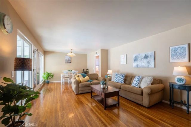 1534 W Edithia, Anaheim, CA 92802