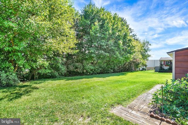 130 KNOLL LANE, York, PA 17406