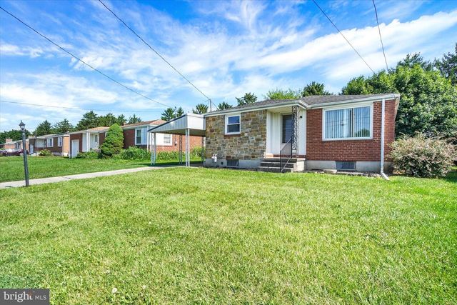 130 KNOLL LANE, York, PA 17406