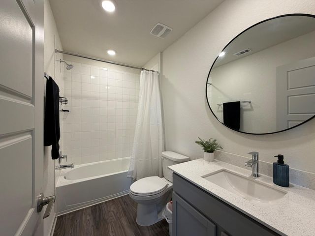 273 Centuryplant RD, Leander, TX 78641