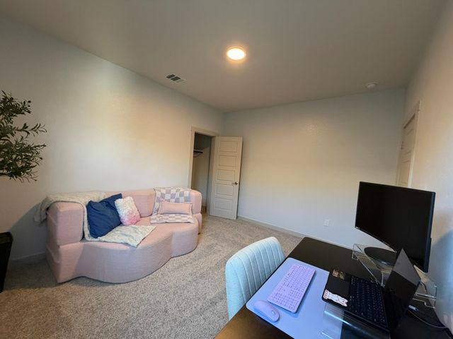 273 Centuryplant RD, Leander, TX 78641