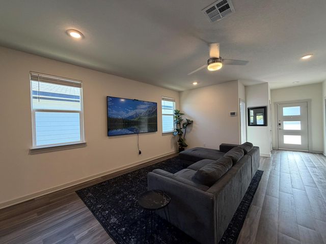 273 Centuryplant RD, Leander, TX 78641