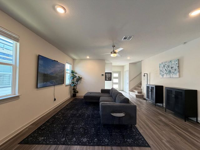 273 Centuryplant RD, Leander, TX 78641