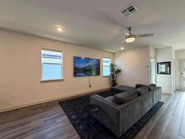 273 Centuryplant RD, Leander, TX 78641