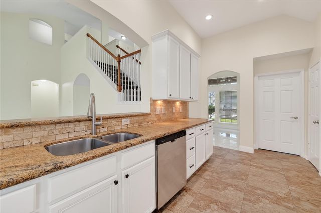 15511 Valley Creek Drive, Houston, TX 77095