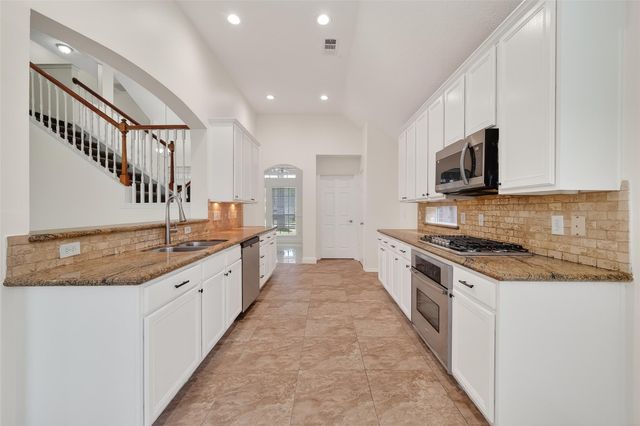 15511 Valley Creek Drive, Houston, TX 77095