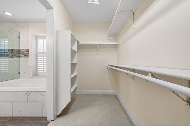 15511 Valley Creek Drive, Houston, TX 77095