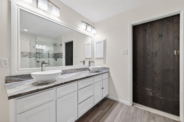 15511 Valley Creek Drive, Houston, TX 77095