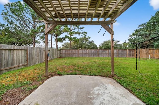 15511 Valley Creek Drive, Houston, TX 77095