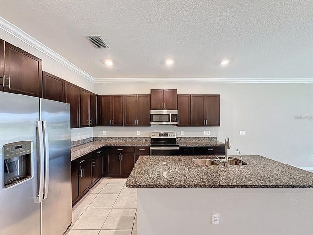 8069 ROLLING SHELL TRAIL, Wesley Chapel, FL 33545