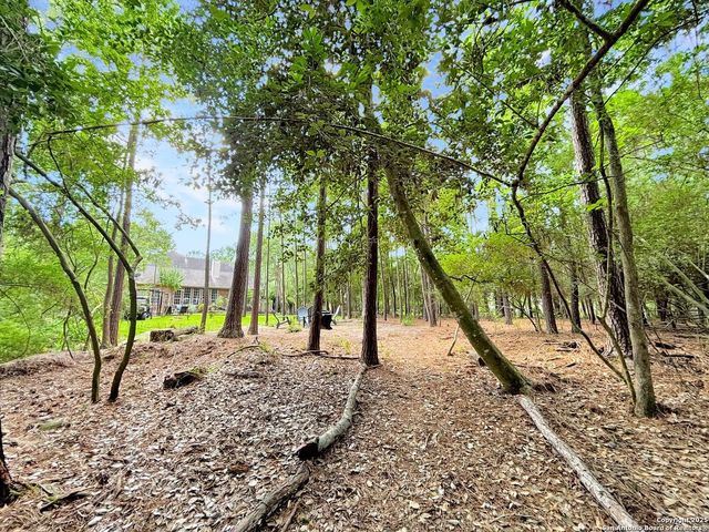 78 E Stockbridge Landing Circle, The Woodlands, TX 77382