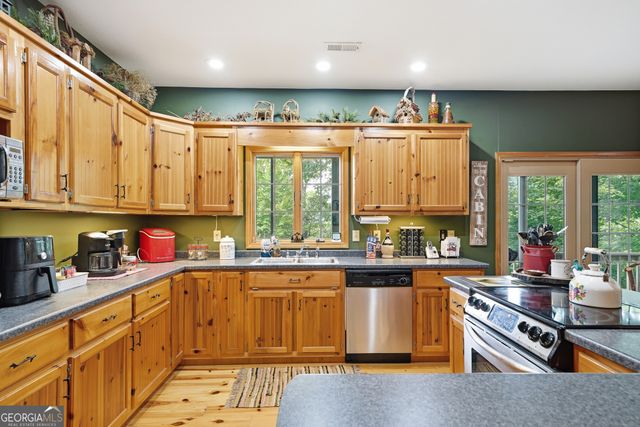 51 Hightower Trail, Hiawassee, GA 30546