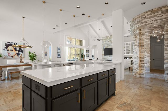 1110 Crestone Stream DR, Austin, TX 78738