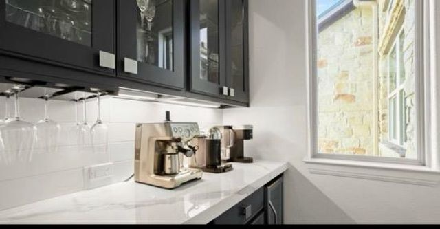 1110 Crestone Stream DR, Austin, TX 78738