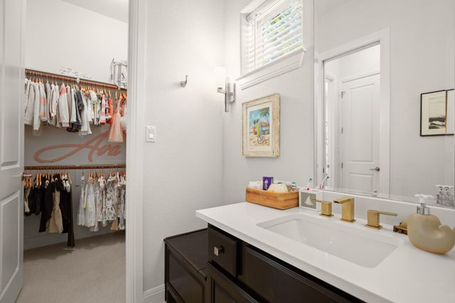 1110 Crestone Stream DR, Austin, TX 78738