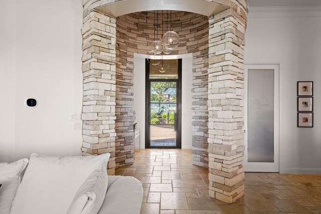 1110 Crestone Stream DR, Austin, TX 78738