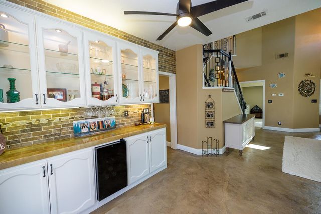 227 Van Dyken Way, Ripon, CA 95366