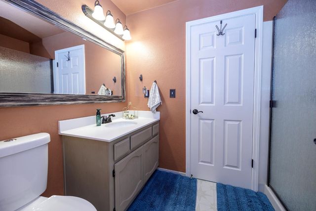 227 Van Dyken Way, Ripon, CA 95366