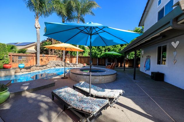 227 Van Dyken Way, Ripon, CA 95366