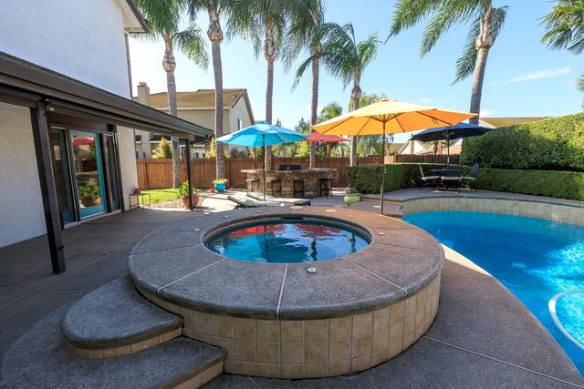 227 Van Dyken Way, Ripon, CA 95366