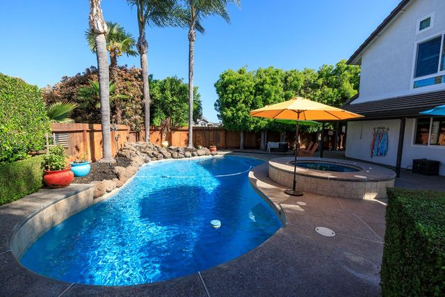 227 Van Dyken Way, Ripon, CA 95366