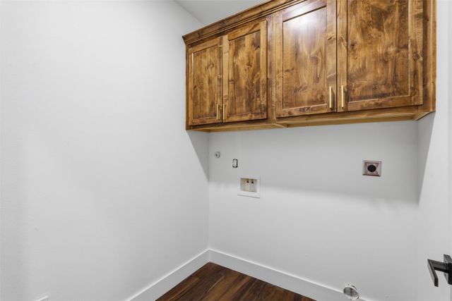 1413 Ridgeview Circle, Granbury, TX 76048