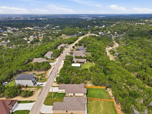 1413 Ridgeview Circle, Granbury, TX 76048