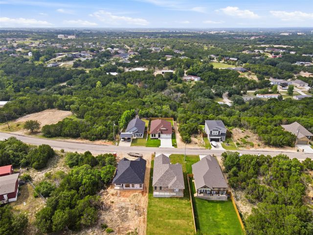 1413 Ridgeview Circle, Granbury, TX 76048