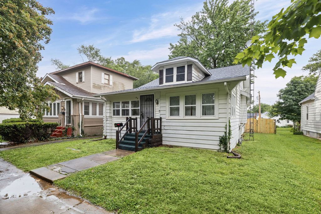 Image 1 of property listing at 518 Cedar Street, Centralia, IL 62801