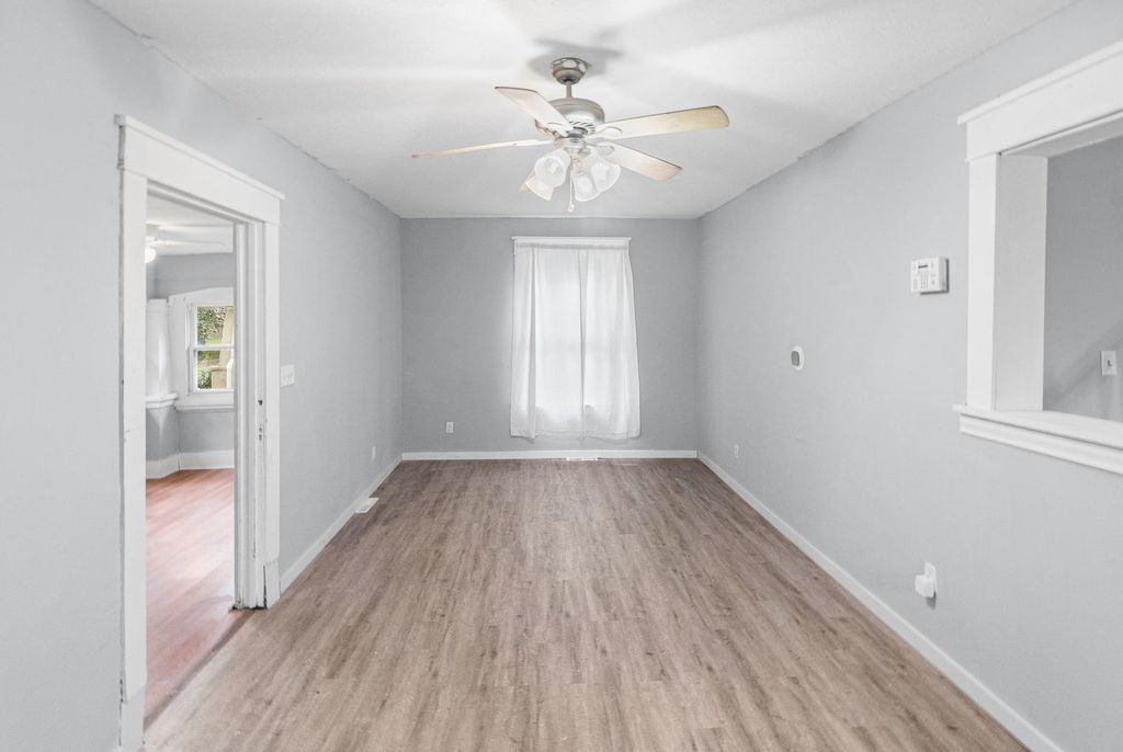 Image 14 of property listing at 518 Cedar Street, Centralia, IL 62801