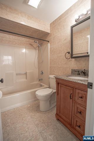31 Fairmount Avenue 6A, Hackensack, NJ 07601