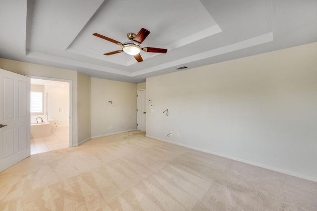 5504 Coronawood Ln, Carmichael, CA 95608