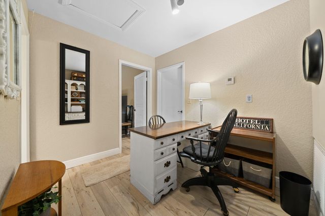 8730 Lake Dasha Terrace, Plantation, FL 33324