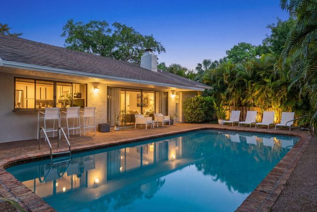 8730 Lake Dasha Terrace, Plantation, FL 33324