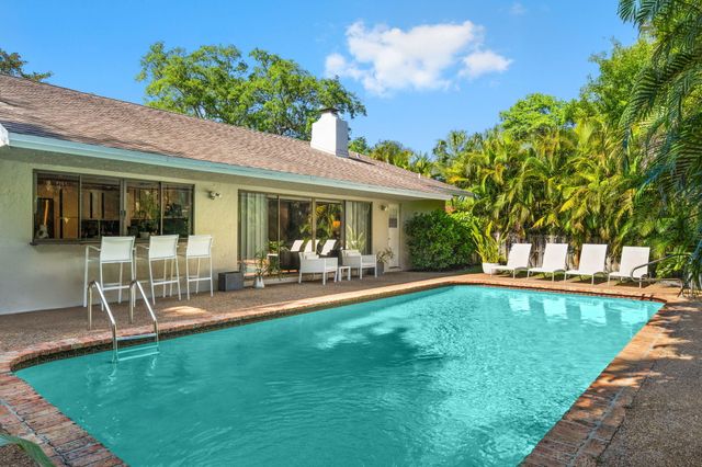 8730 Lake Dasha Terrace, Plantation, FL 33324