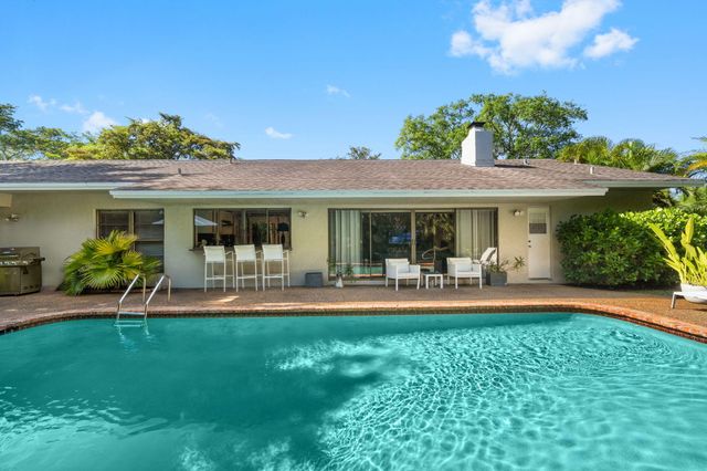 8730 Lake Dasha Terrace, Plantation, FL 33324