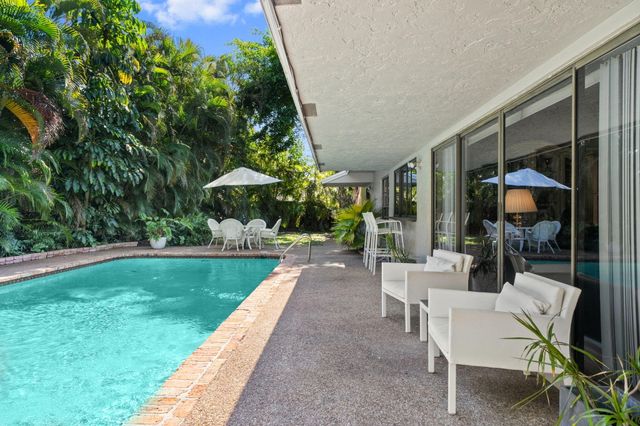 8730 Lake Dasha Terrace, Plantation, FL 33324